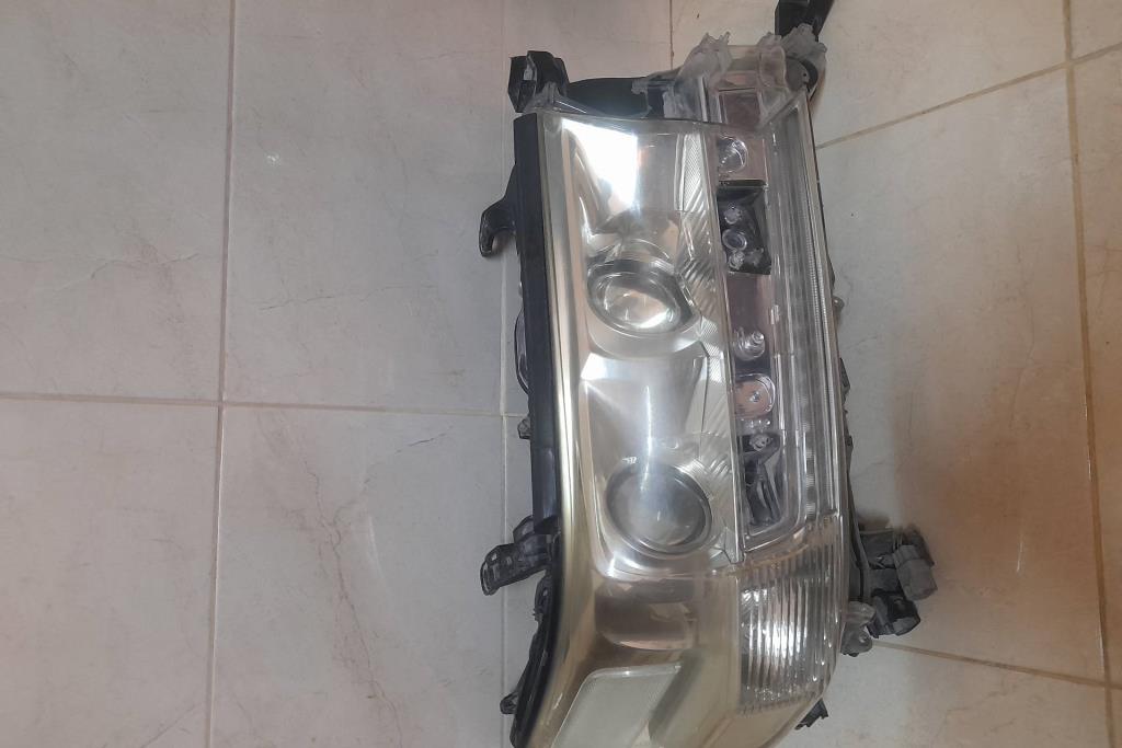 Lights Front light Toyota Land Cruiser