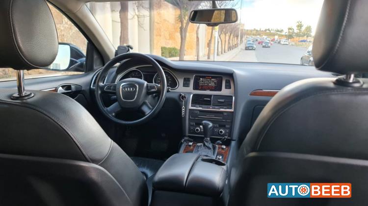 Audi Q7 2011