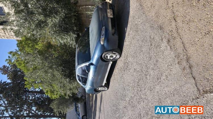 هيونداي افانتي 1996