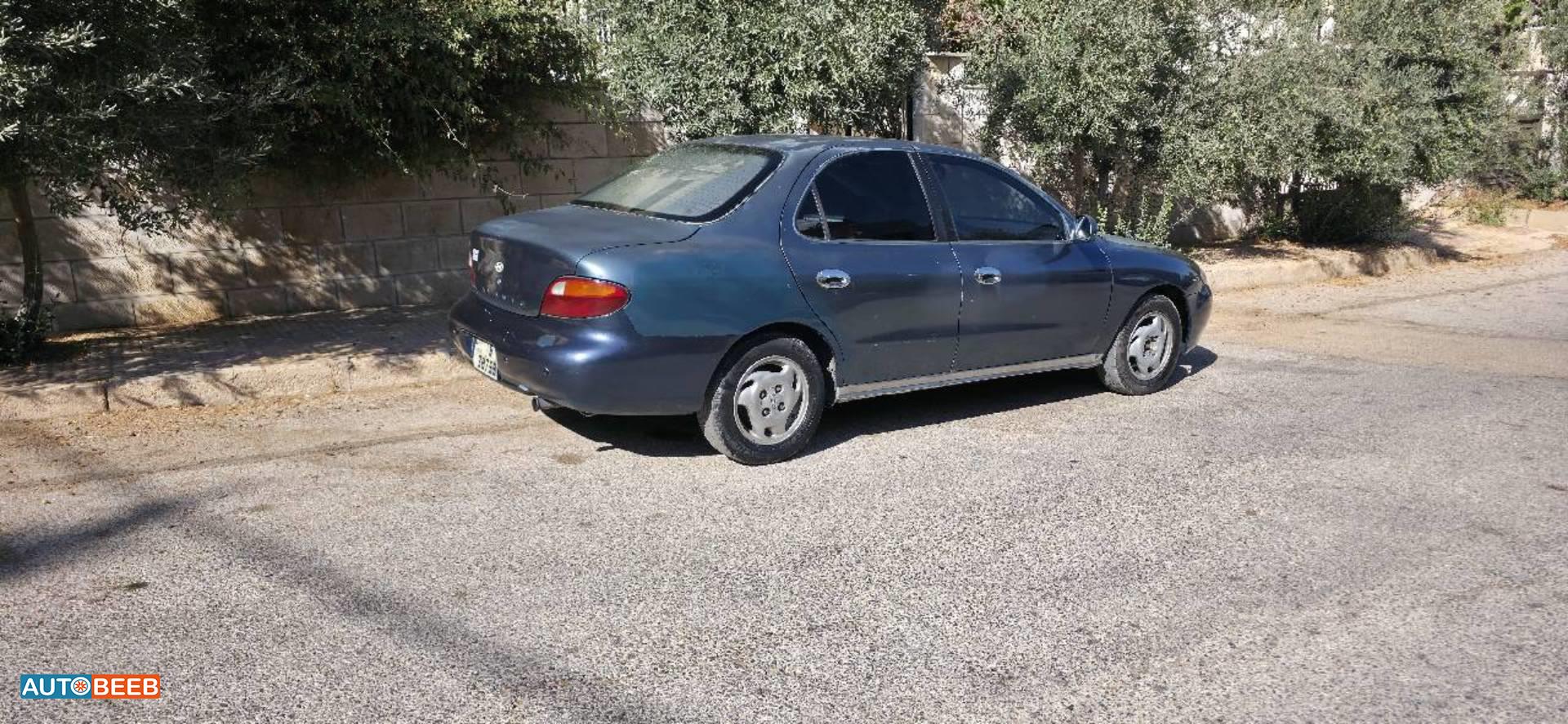 هيونداي افانتي 1996