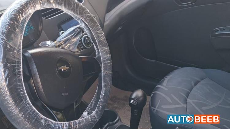 Chevrolet Spark 2015