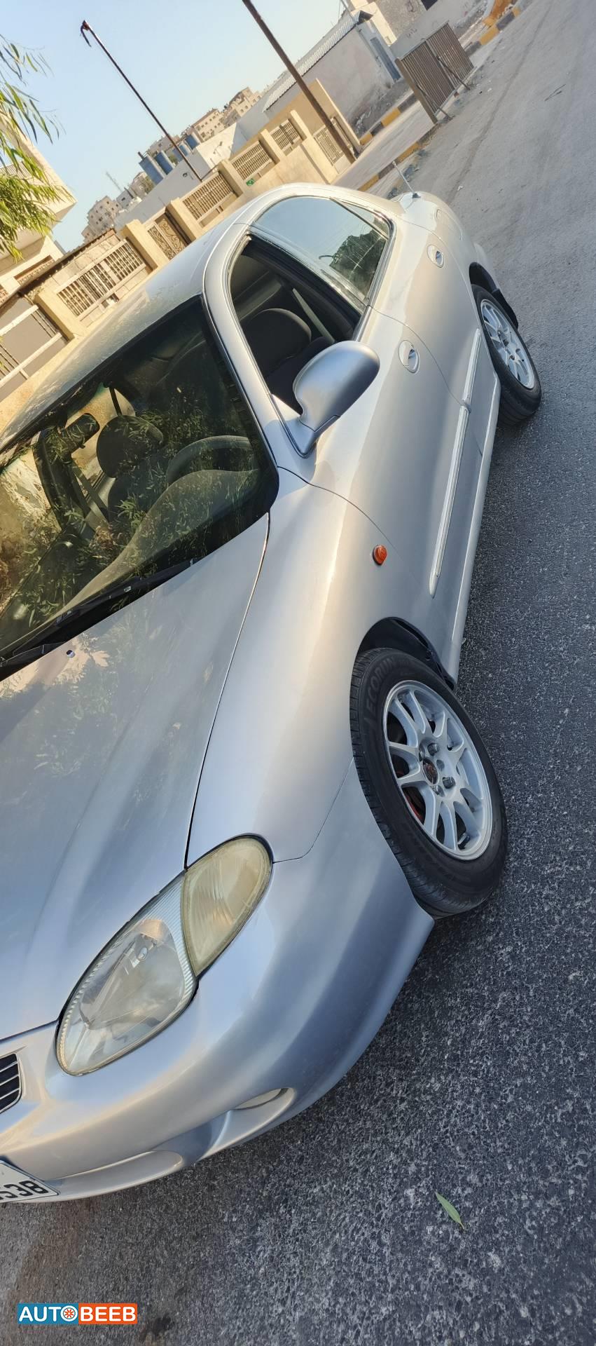 هيونداي افانتي 1998