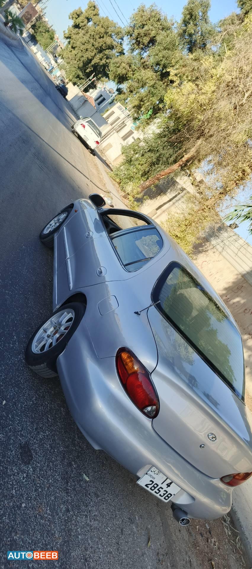 هيونداي افانتي 1998