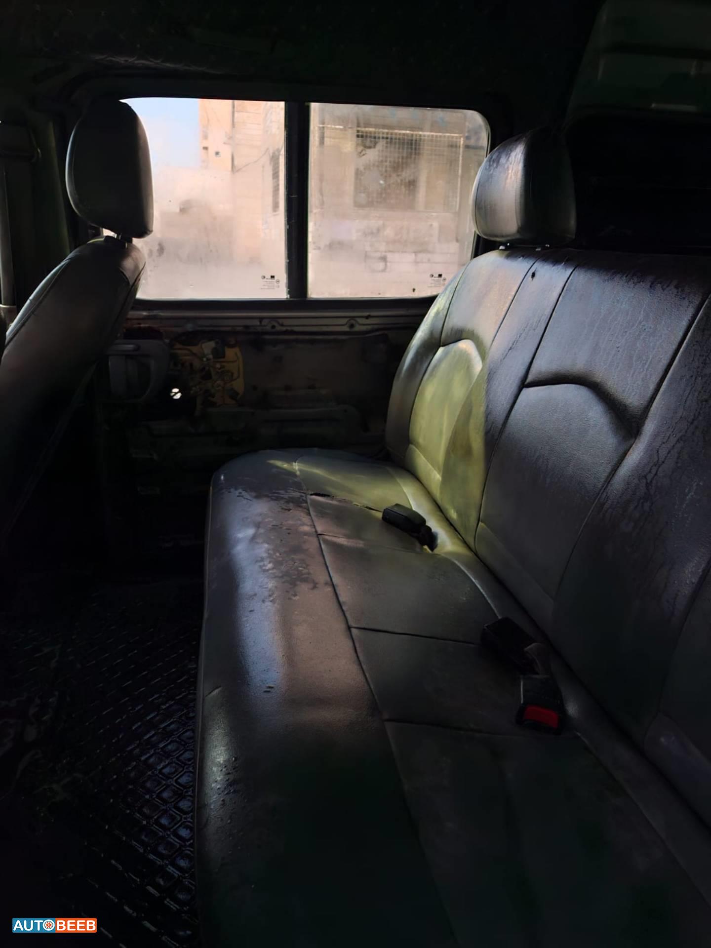 ميني باص هيونداي 2004