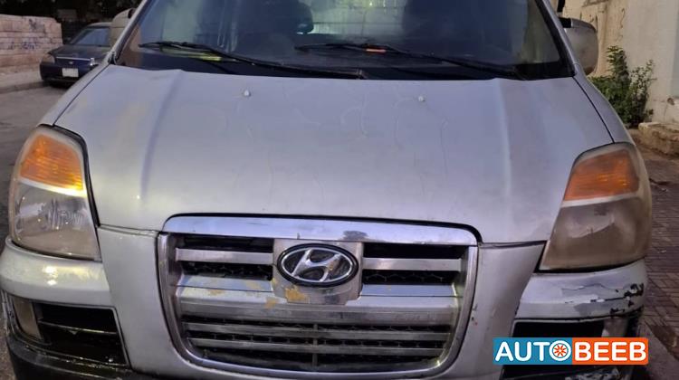 ميني باص هيونداي 2004