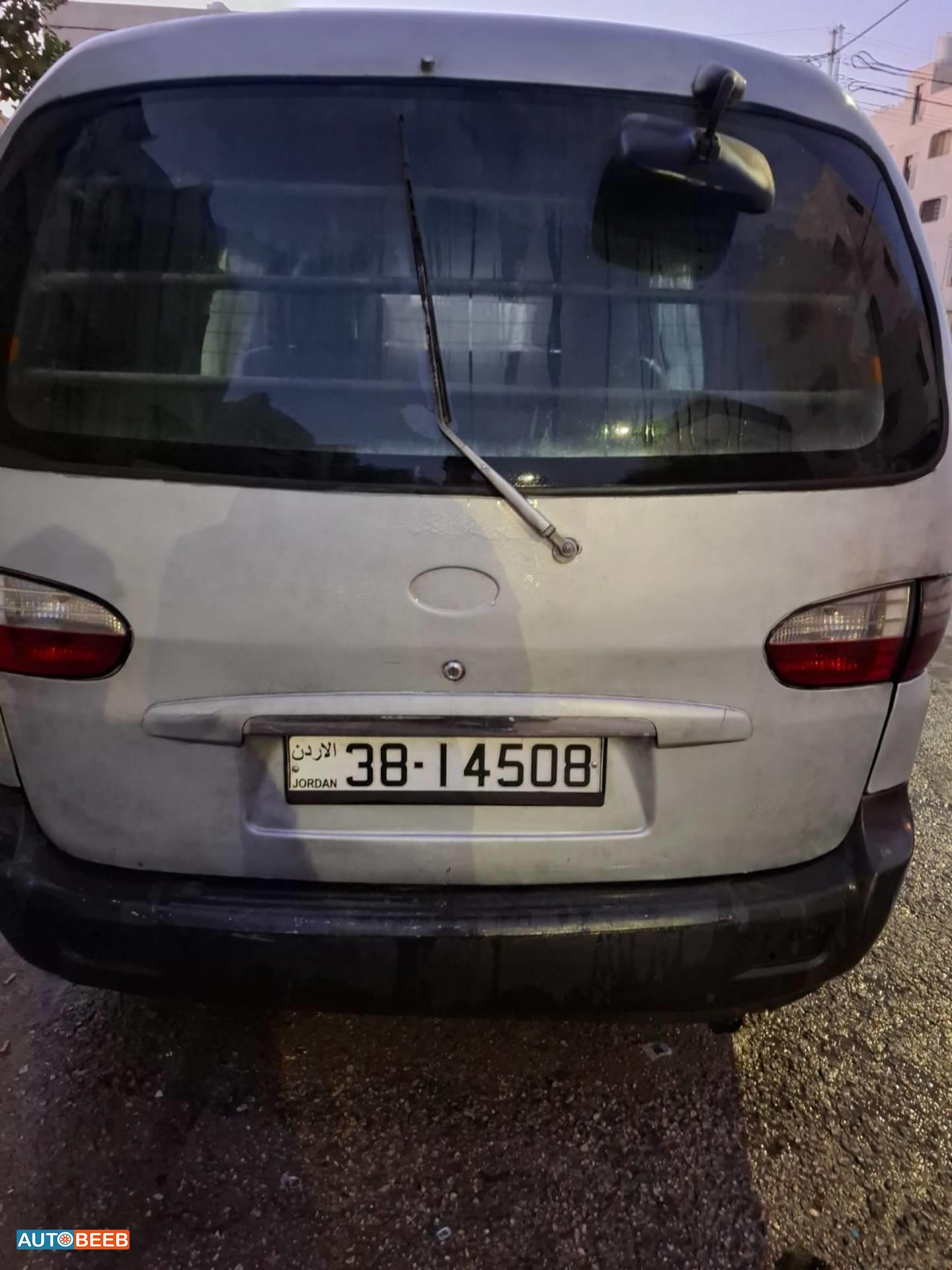 ميني باص هيونداي 2004