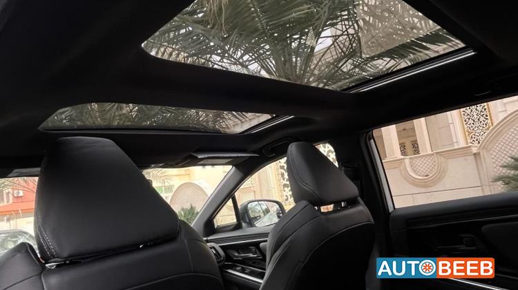 تويوتا bZ4X 2023