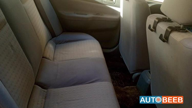 ميتسوبيشي لانسر 2005