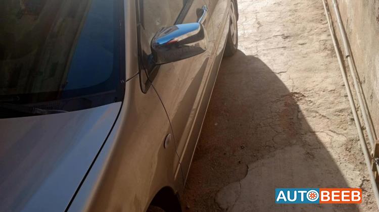 ميتسوبيشي لانسر 2005