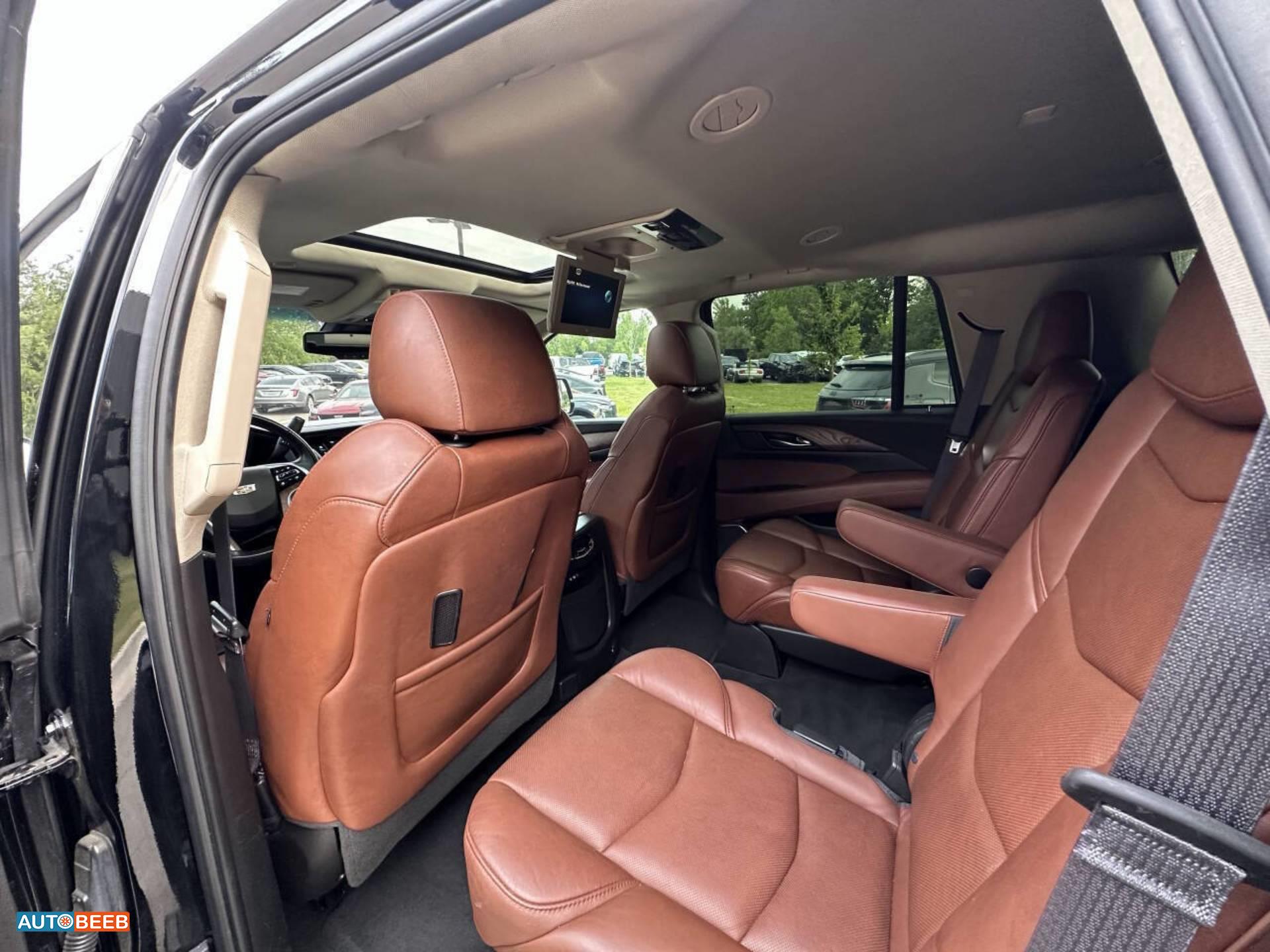 Cadillac Escalade 2016