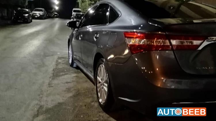 Toyota Avalon 2013