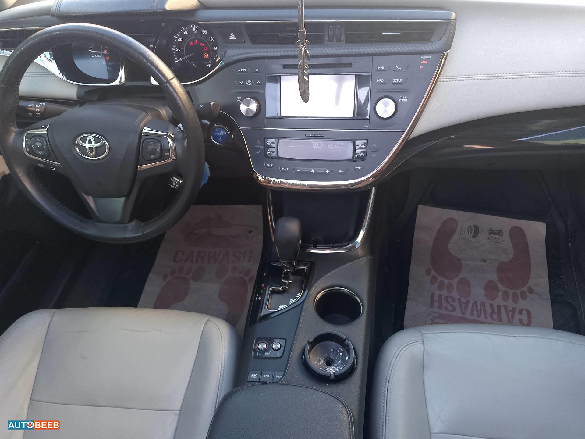 Toyota Avalon 2013