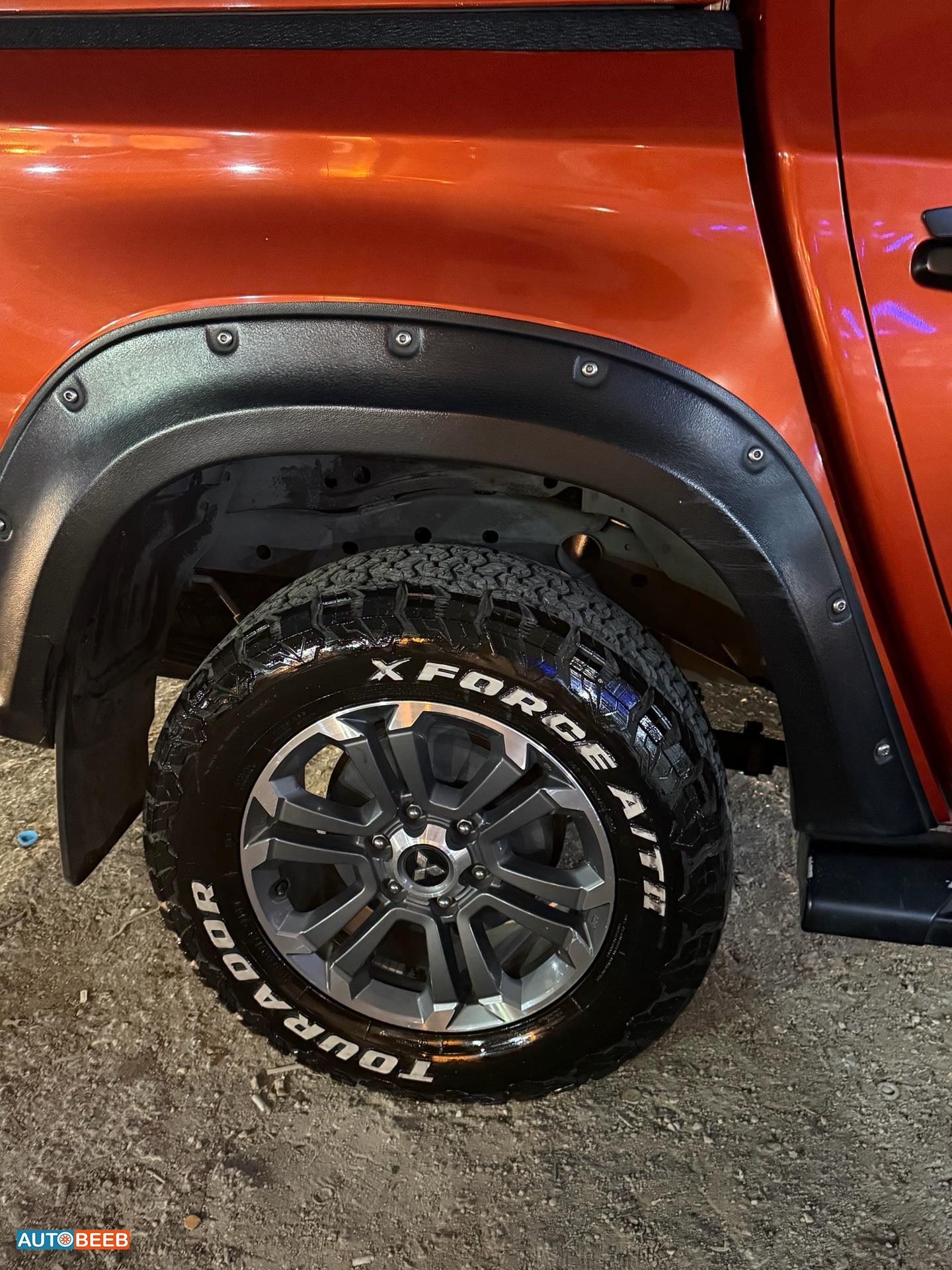 Mitsubishi L200 2022