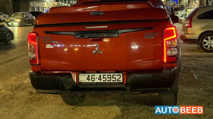 Mitsubishi L200 2022