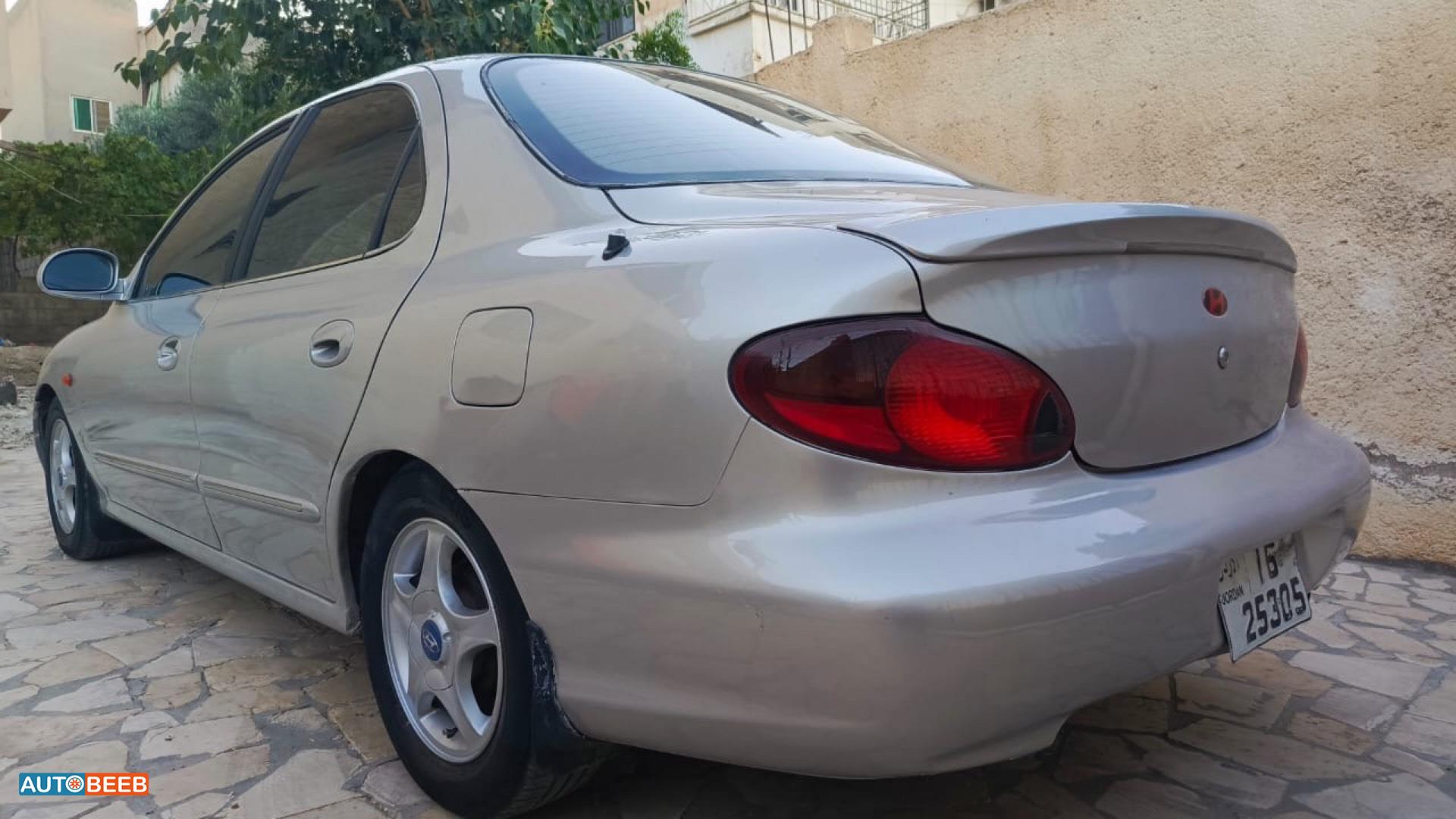 هيونداي افانتي 1999