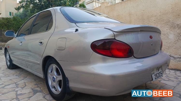 هيونداي افانتي 1999