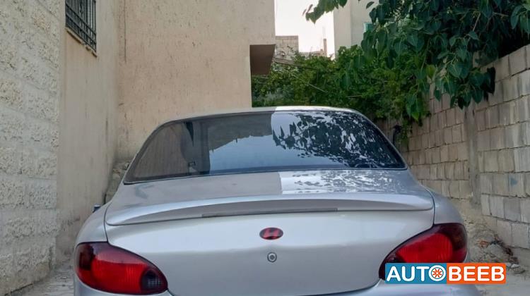 هيونداي افانتي 1999