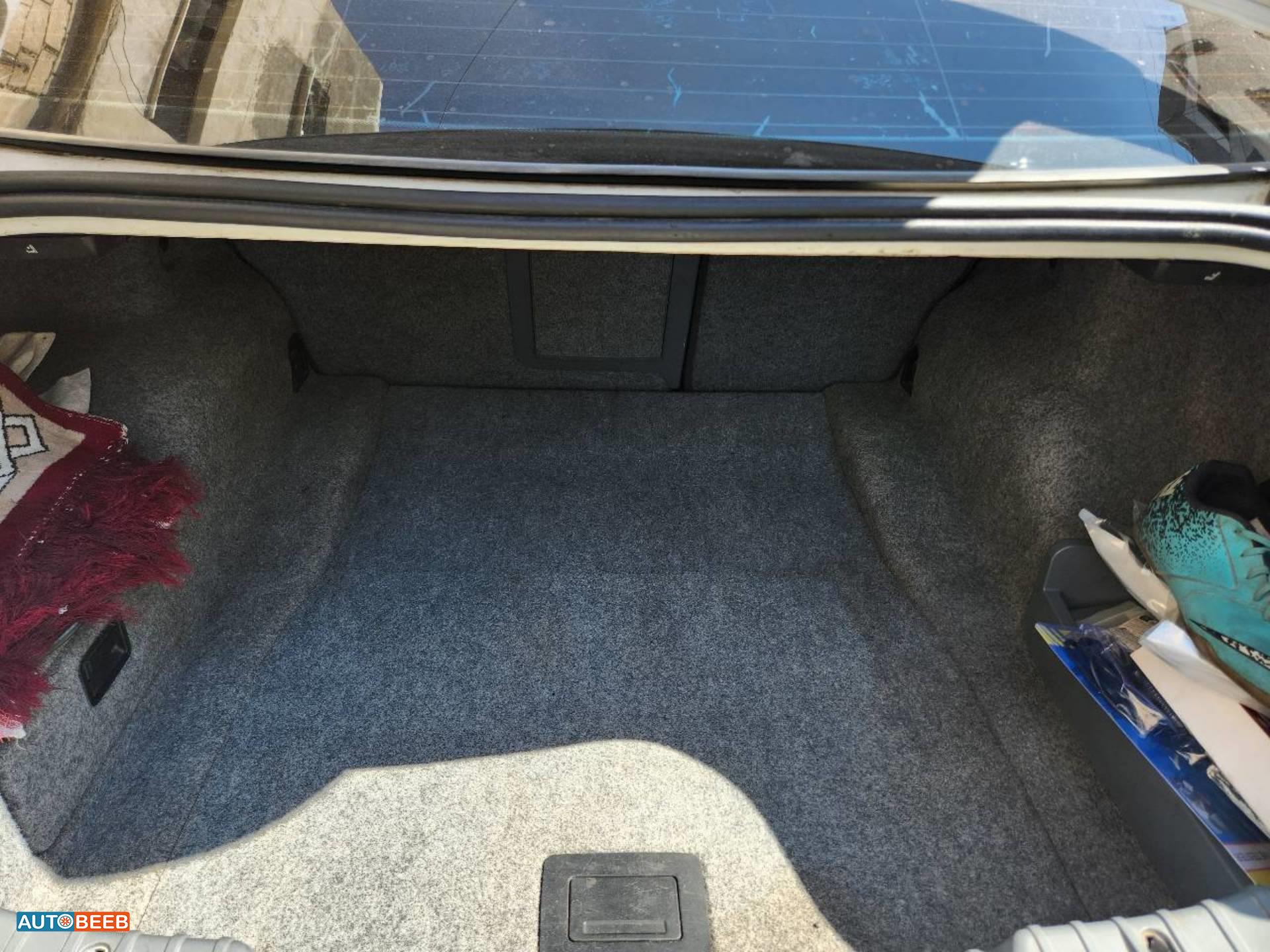 بي ام دبليو 320 2011