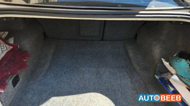 بي ام دبليو 320 2011