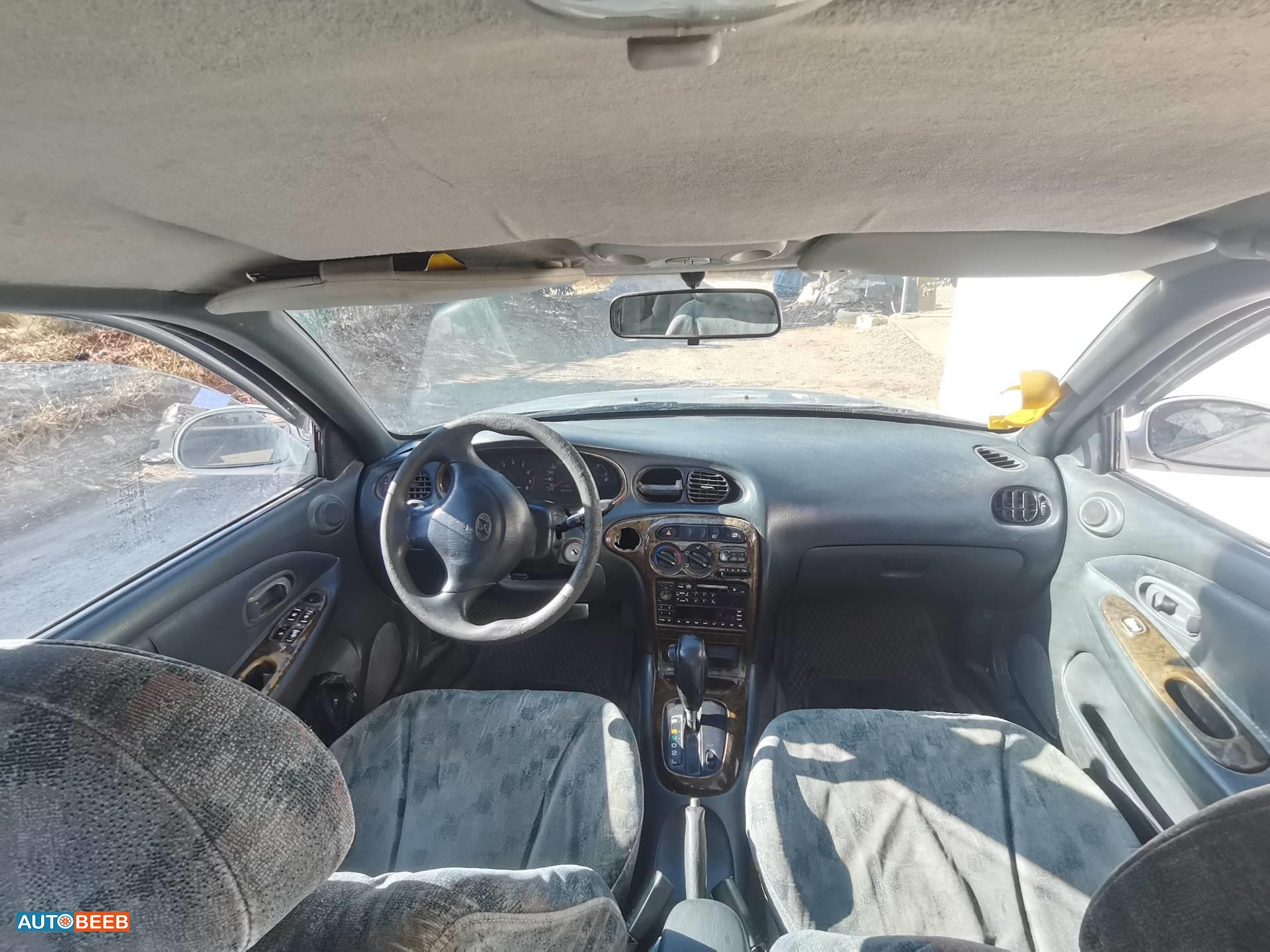 هيونداي افانتي 1997