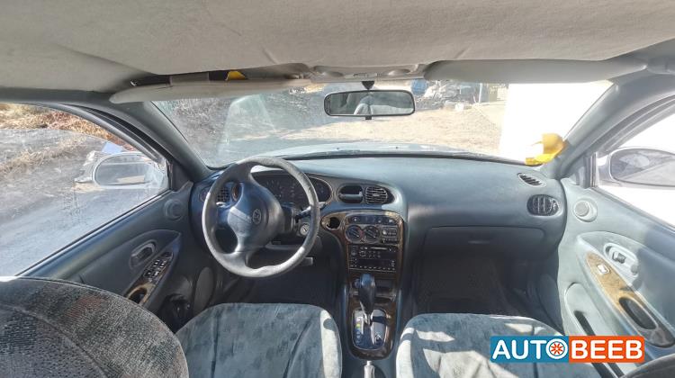 هيونداي افانتي 1997