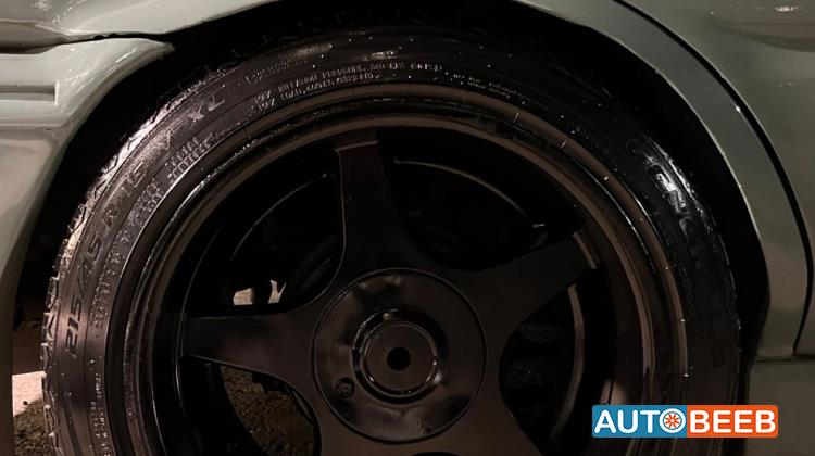 تويوتا كورولا 1988