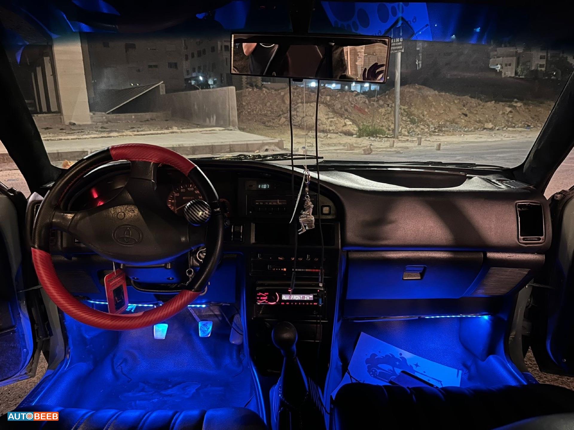 تويوتا كورولا 1988