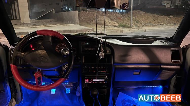 تويوتا كورولا 1988