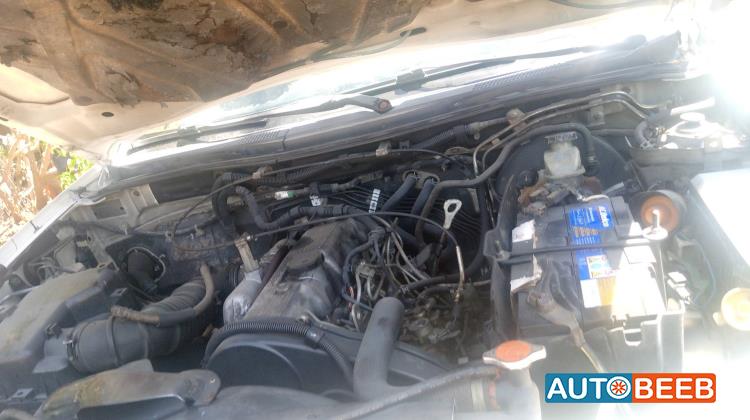 ميتسوبيشي L200 2009