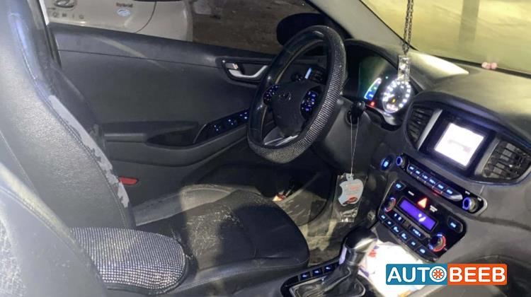 Hyundai Ioniq 2016