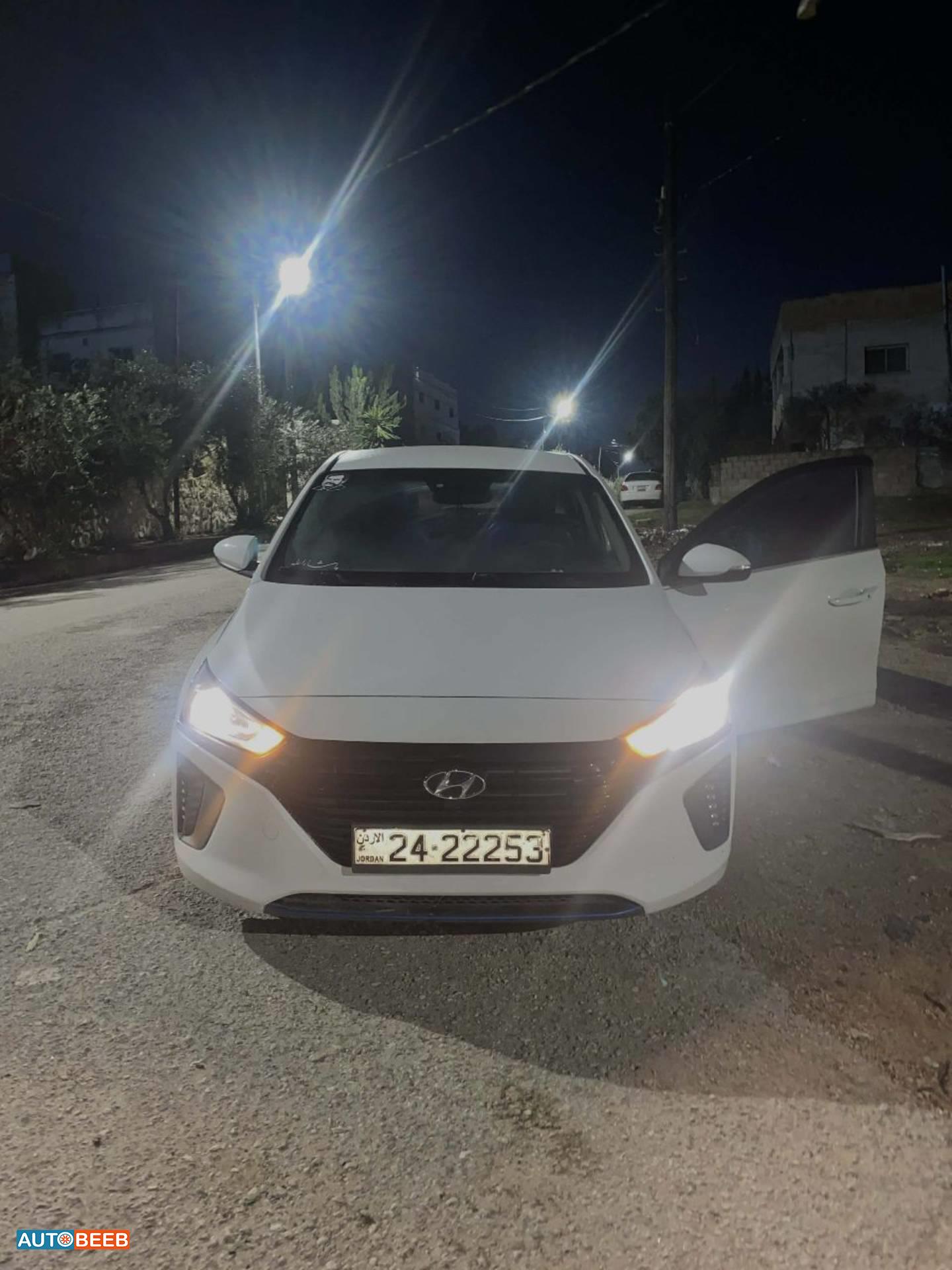 Hyundai Ioniq 2016