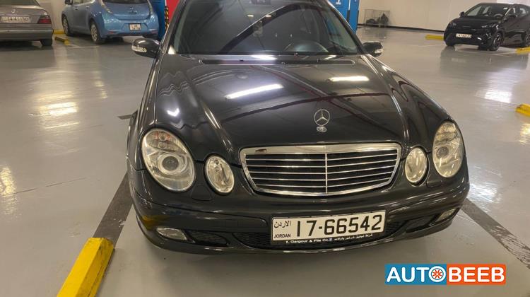 مرسيدس بنز E200 2004