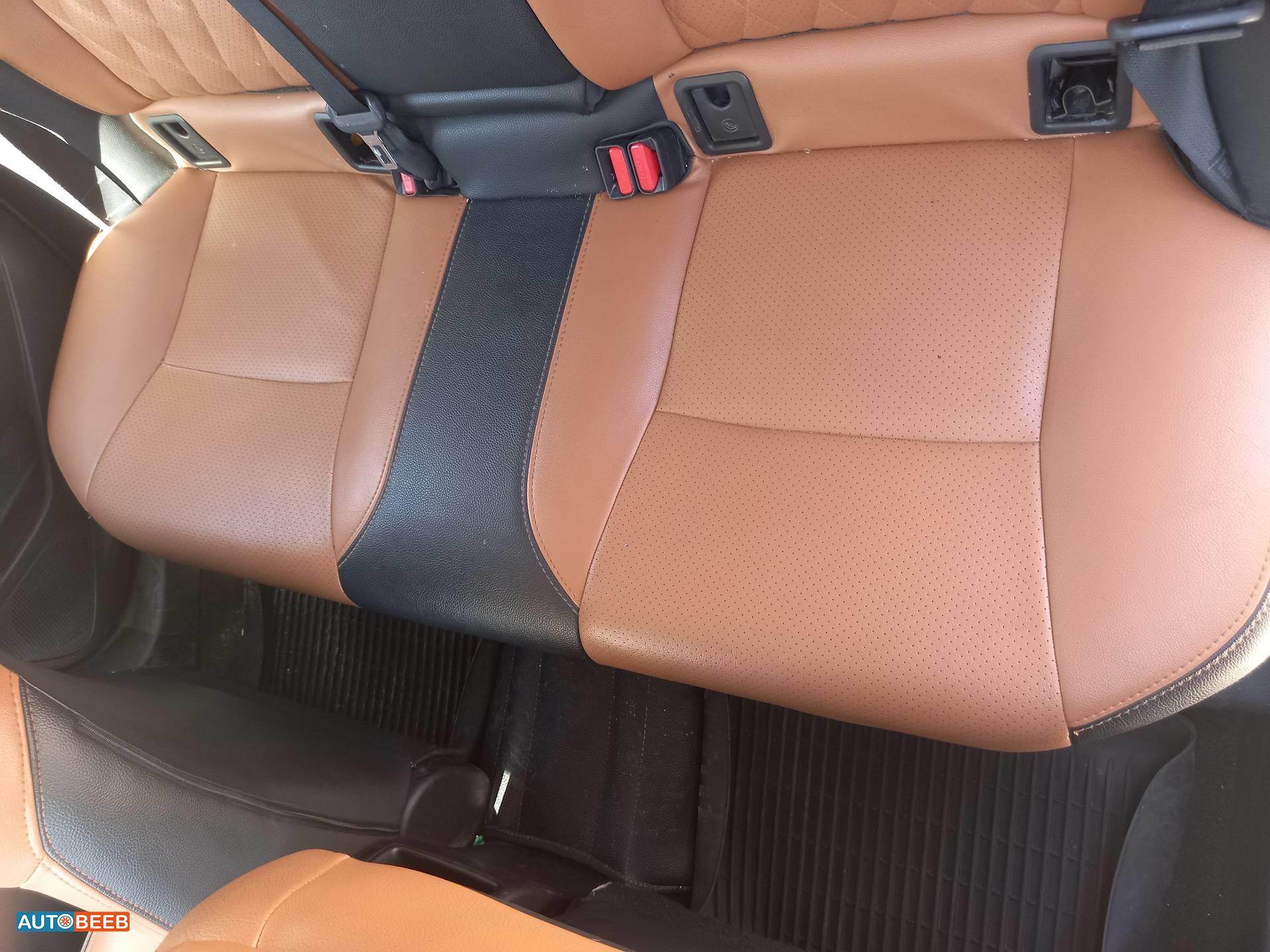 تويوتا كورولا 2020