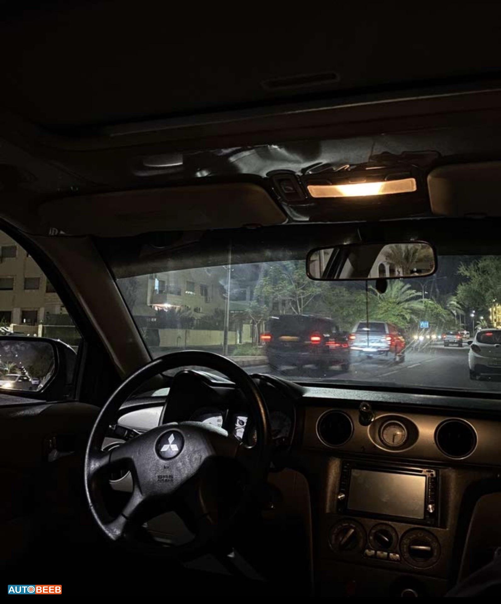 Mitsubishi Outlander 2005