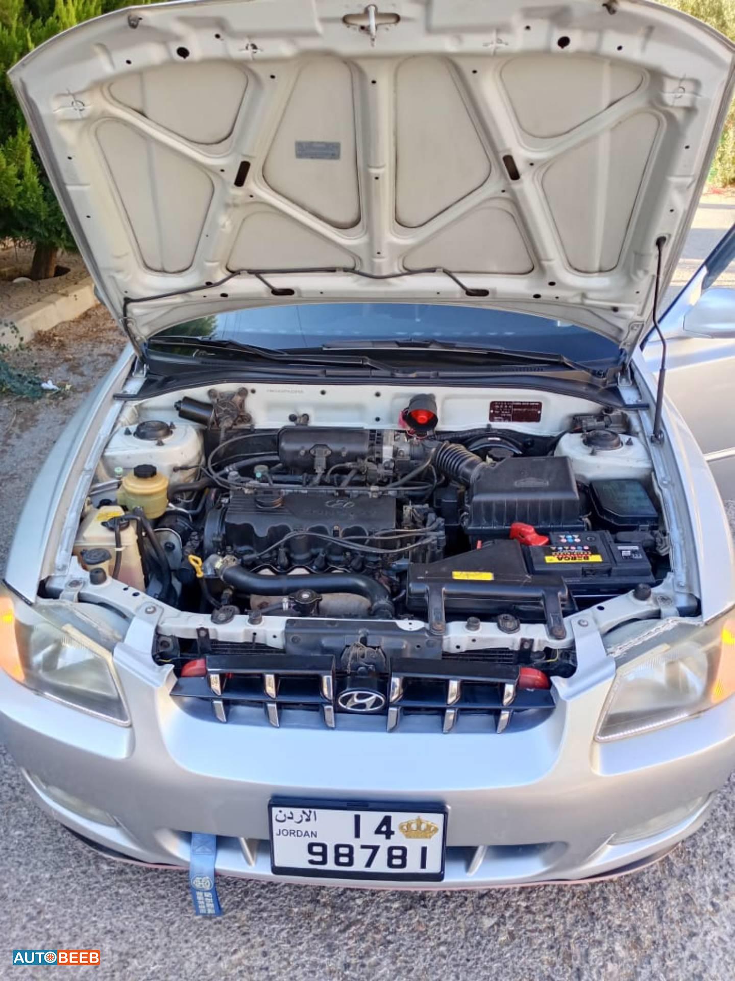 Hyundai Verna 2000