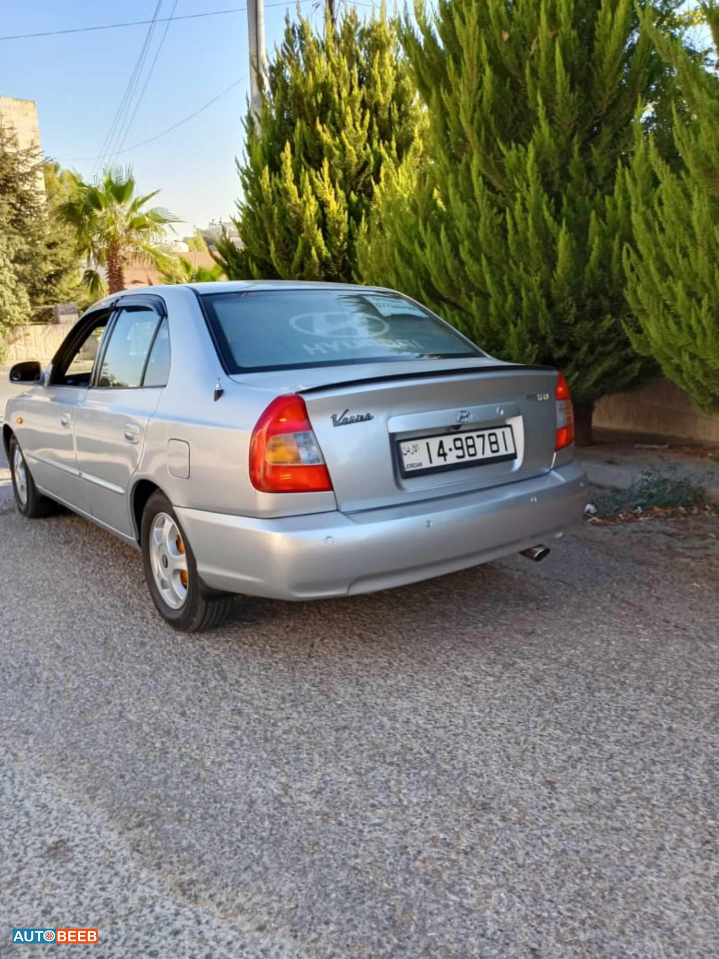 Hyundai Verna 2000