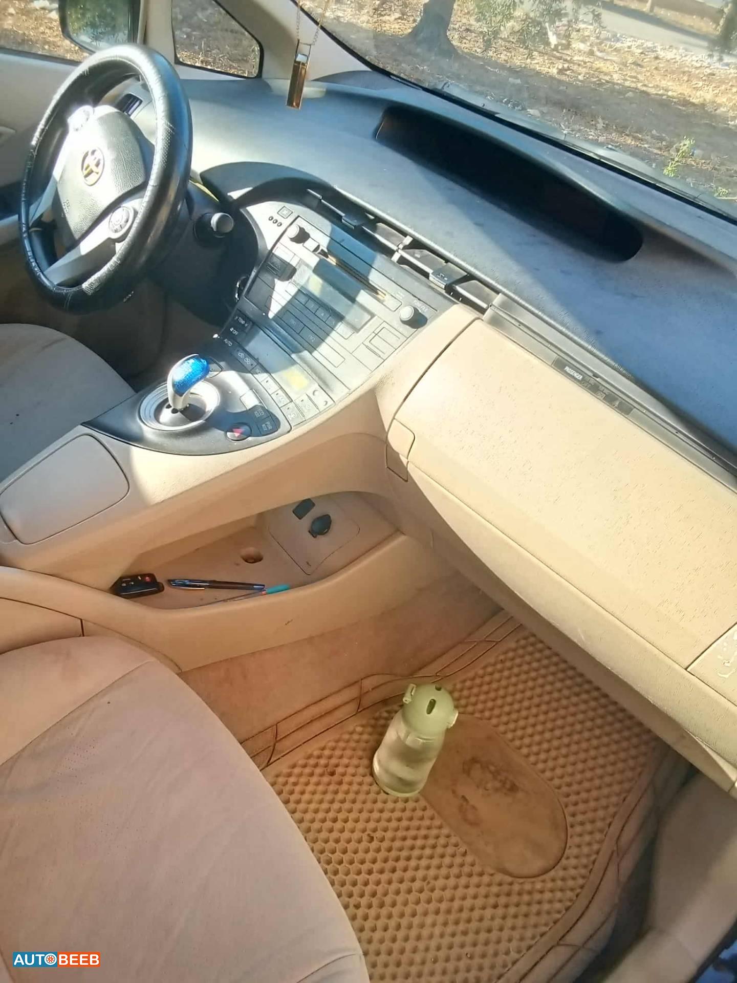 تويوتا بريوس 2011