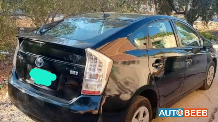 تويوتا بريوس 2011