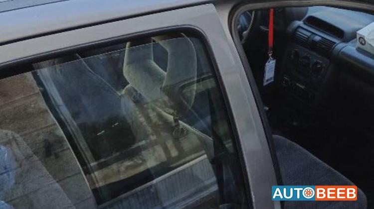 اوبل فيتا 1995