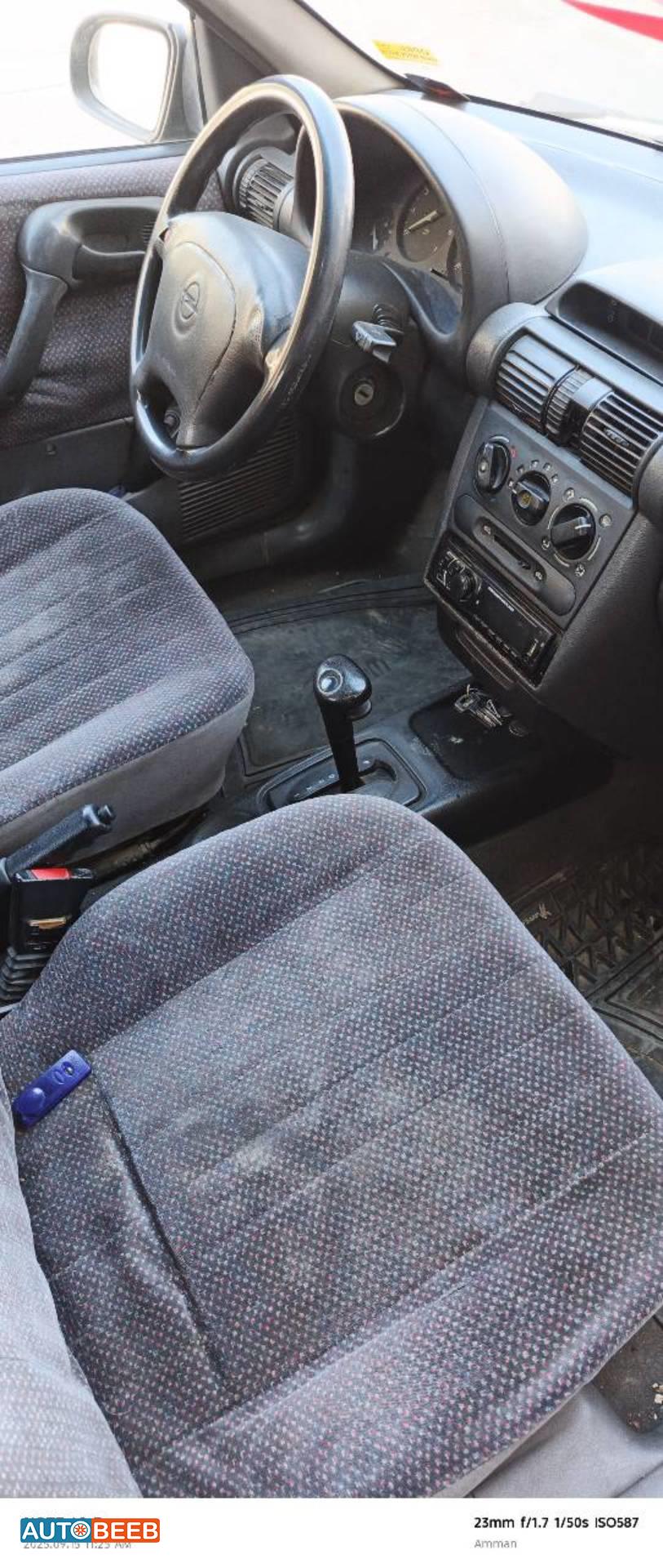 اوبل فيتا 1995