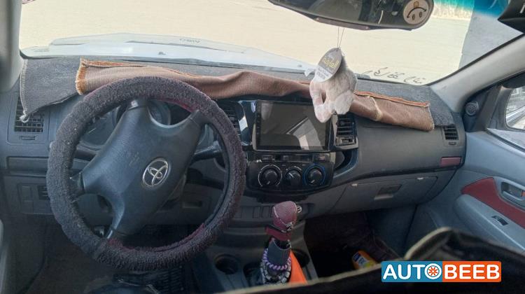 تويوتا هيلوكس 2008