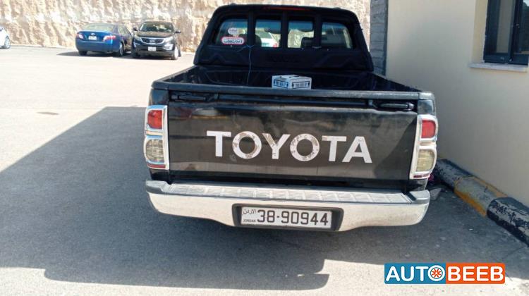 تويوتا هيلوكس 2008