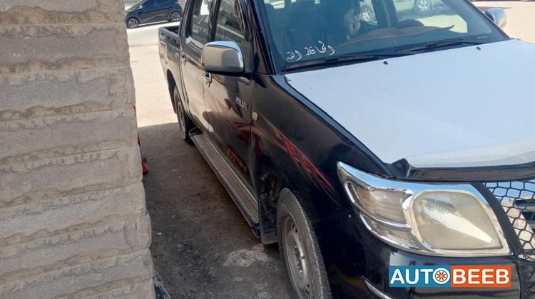 تويوتا هيلوكس 2008