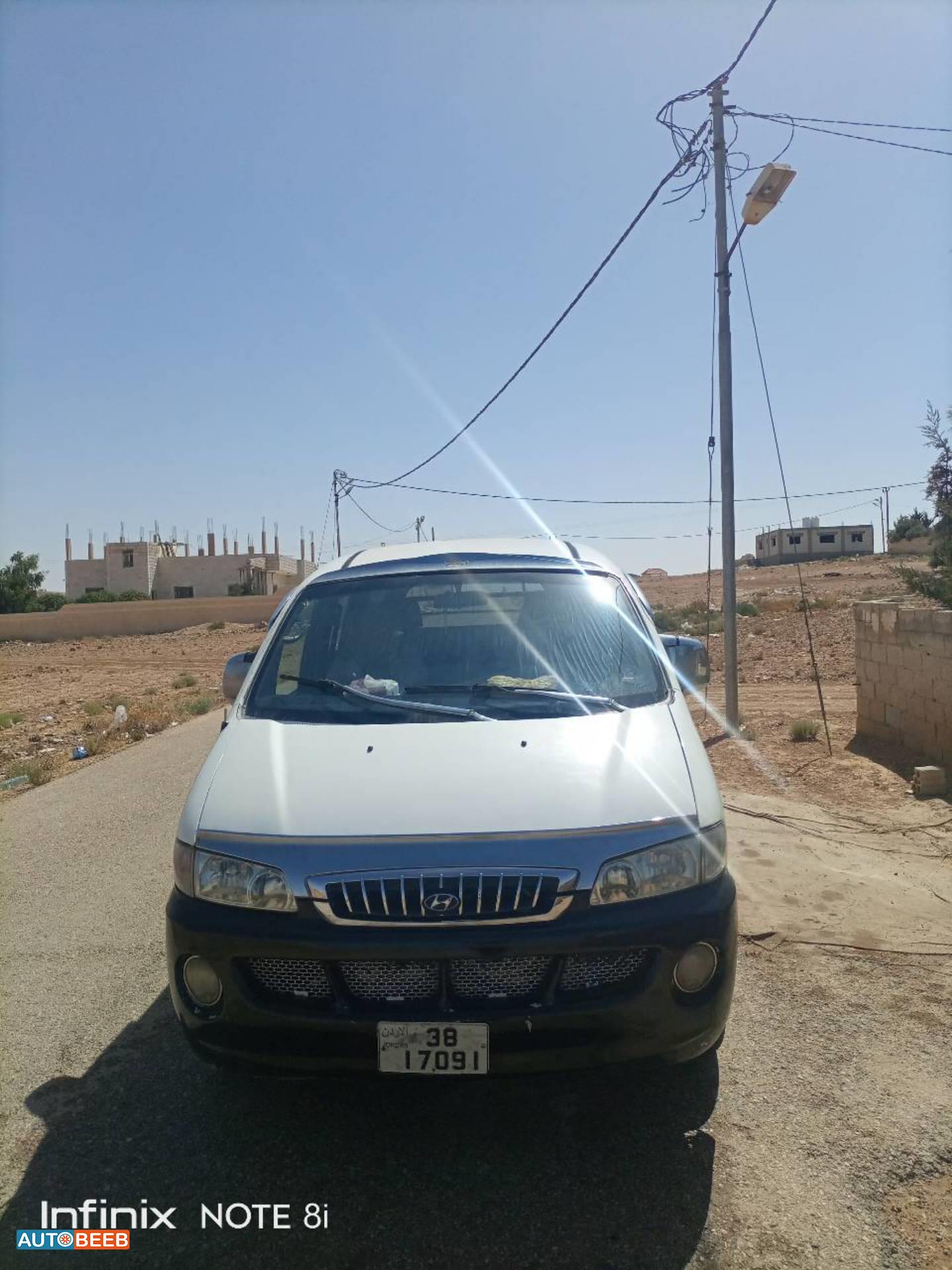 ميني باص هيونداي 2003