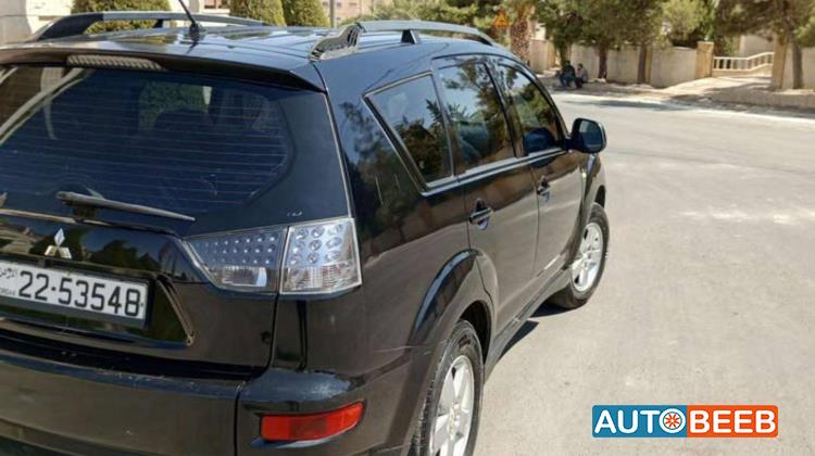 ميتسوبيشي اوتلاندر 2012