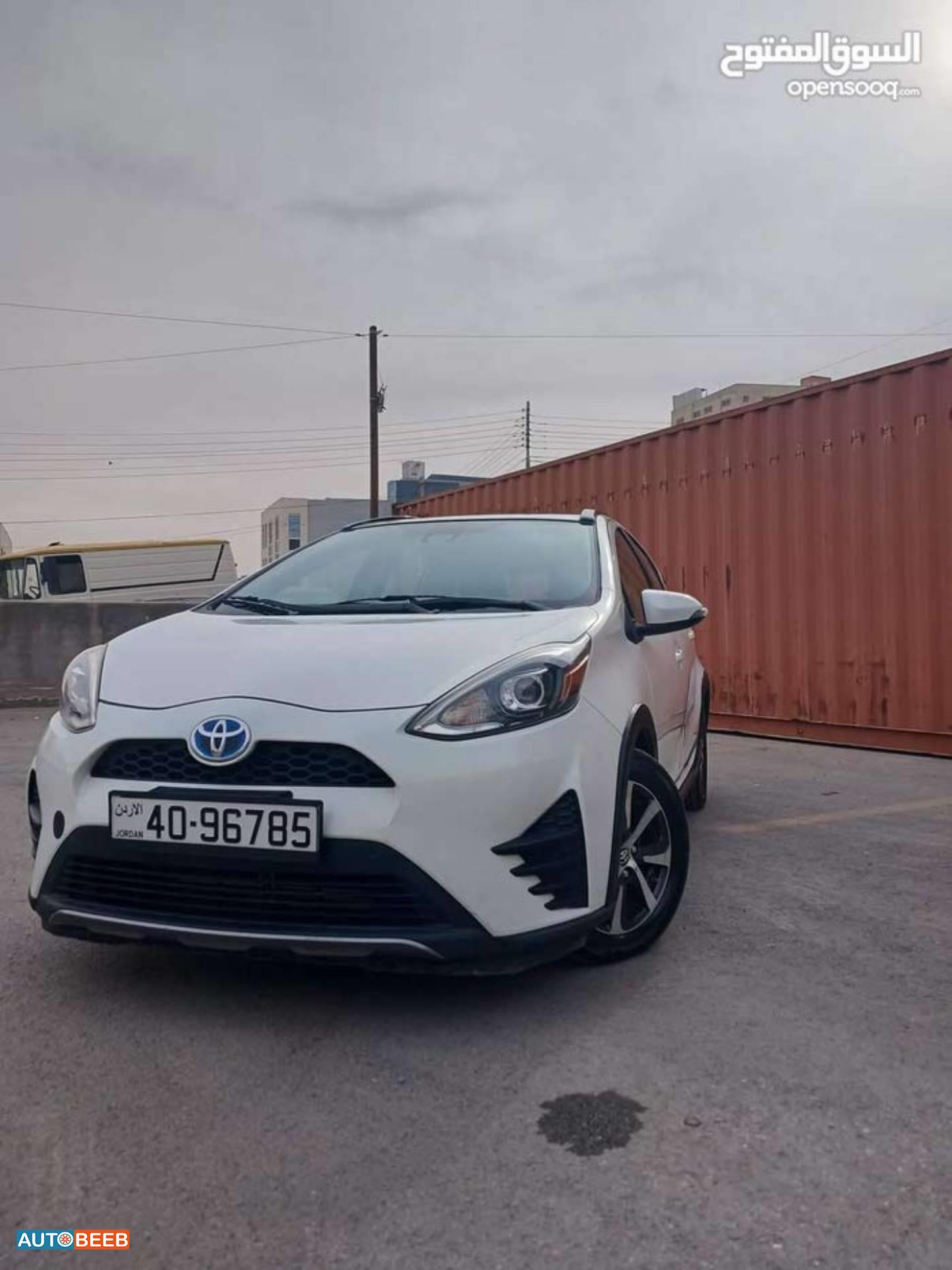Toyota Prius C 2018