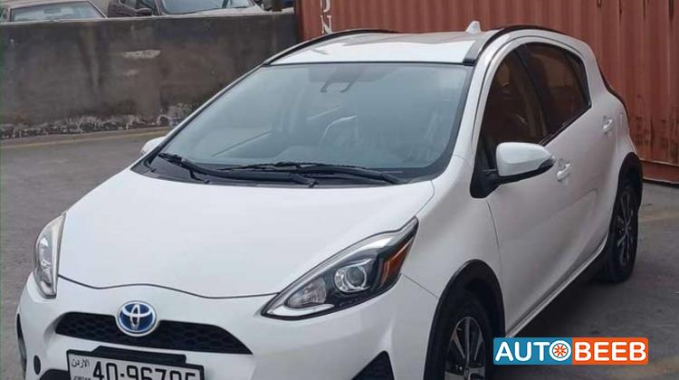Toyota Prius C 2018
