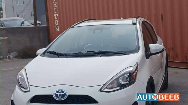 Toyota Prius C 2018