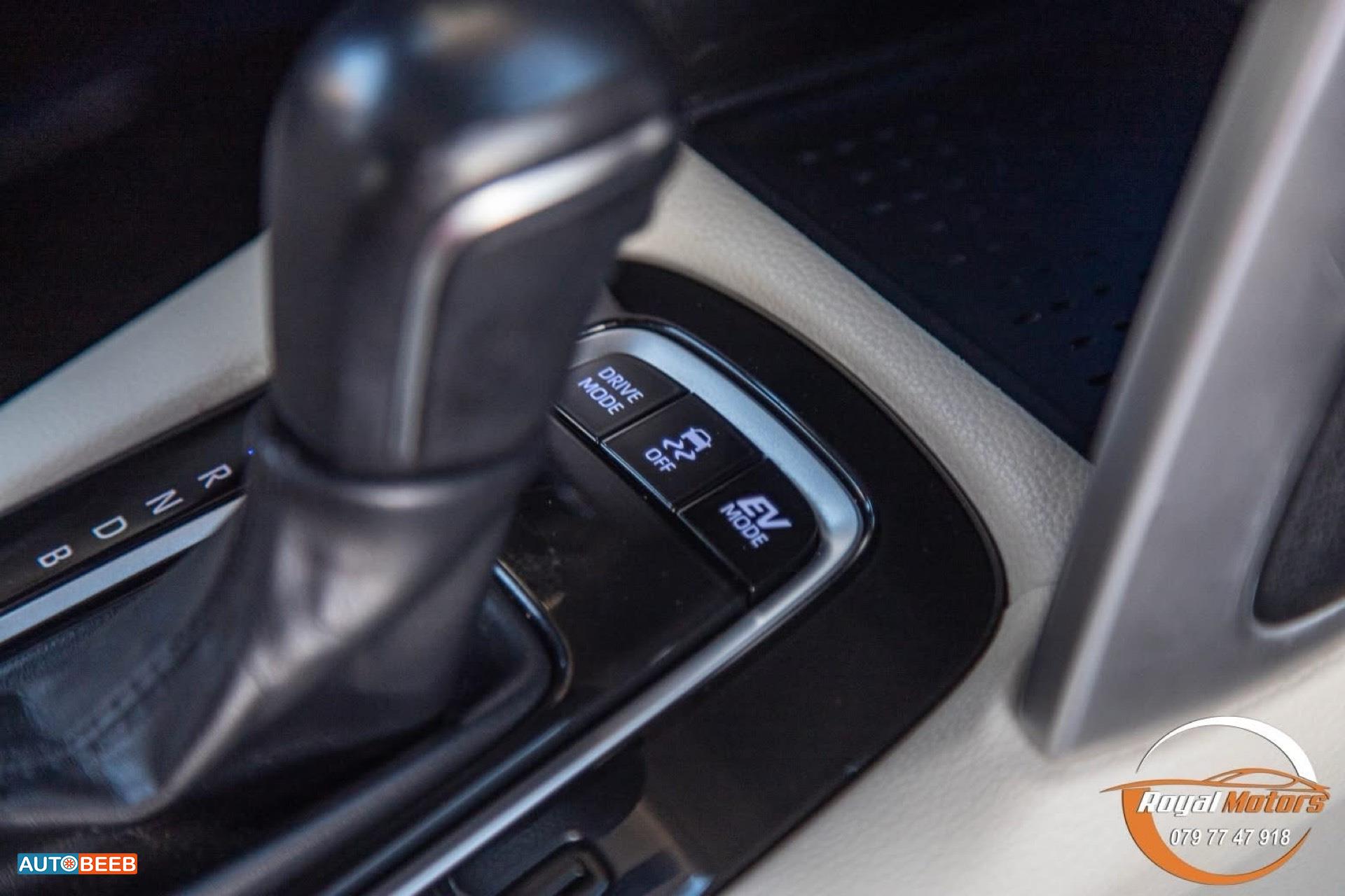 تويوتا كورولا 2023