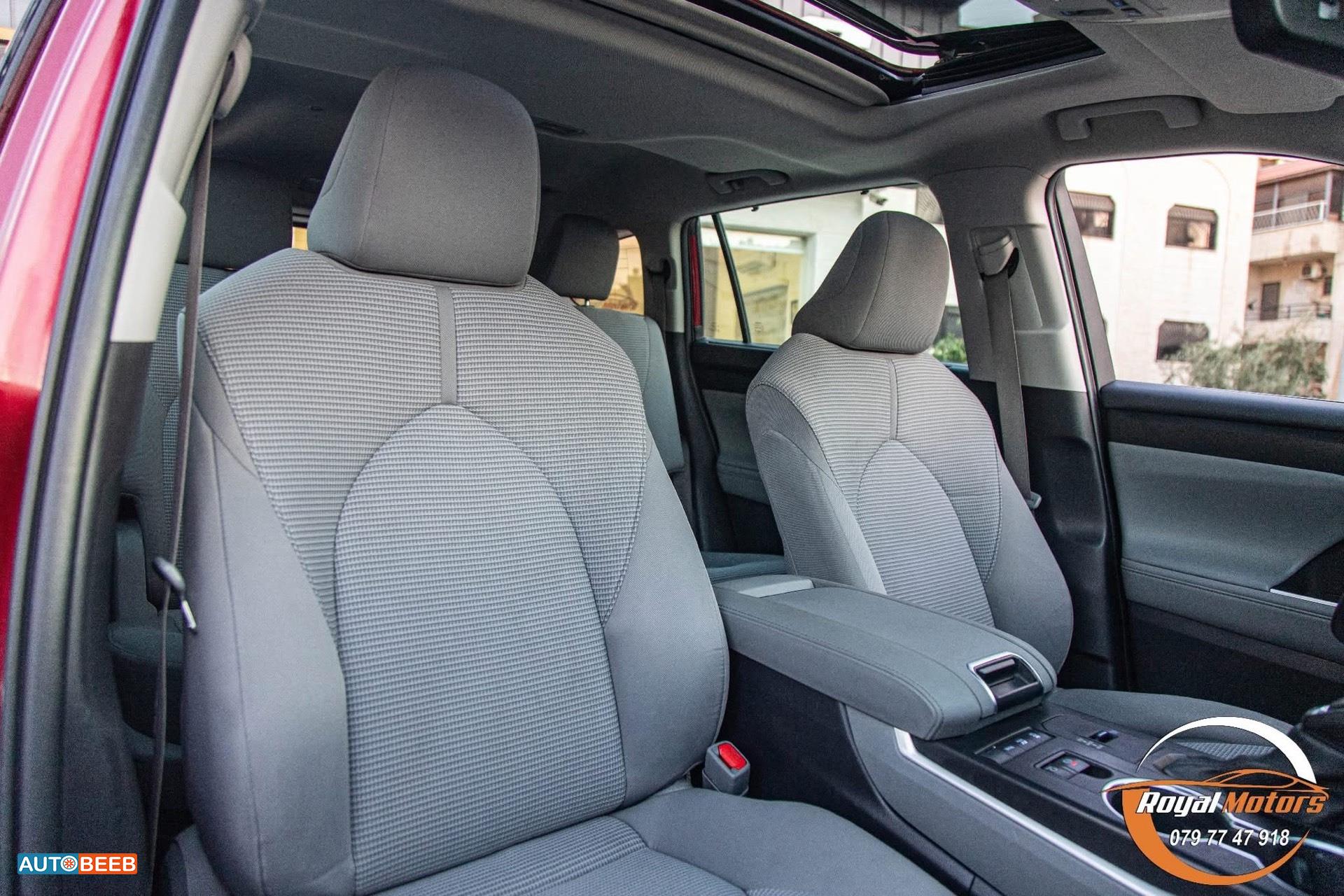 Toyota Highlander 2020